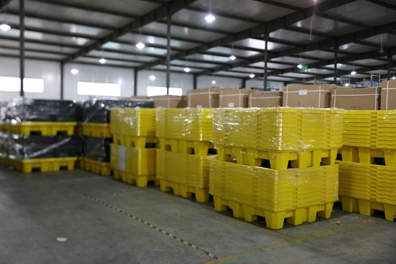 Pallet chống tràn