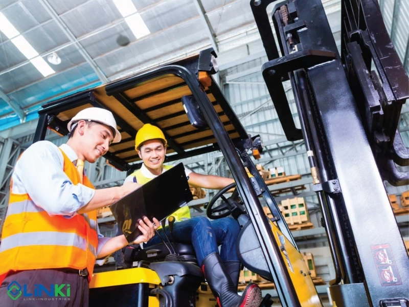 DỊCH VỤ SỬA CHỮA XE NÂNG CHUYÊN NGHIỆP VÀ NHANH CHÓNG