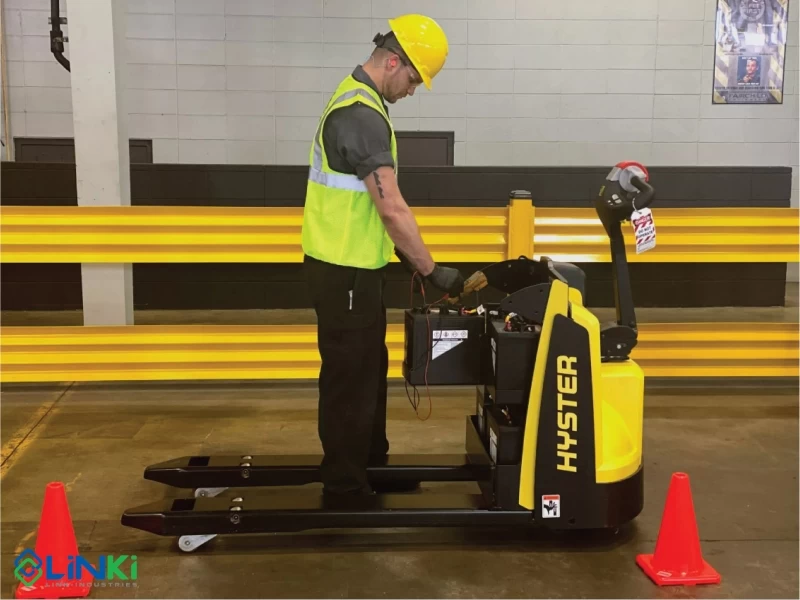 DỊCH VỤ SỬA CHỮA XE NÂNG CHUYÊN NGHIỆP VÀ NHANH CHÓNG